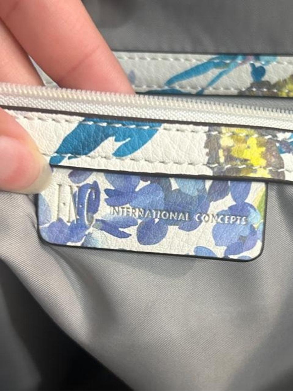 International Concepts Floral Butterfly Tote Bag🦋🌸